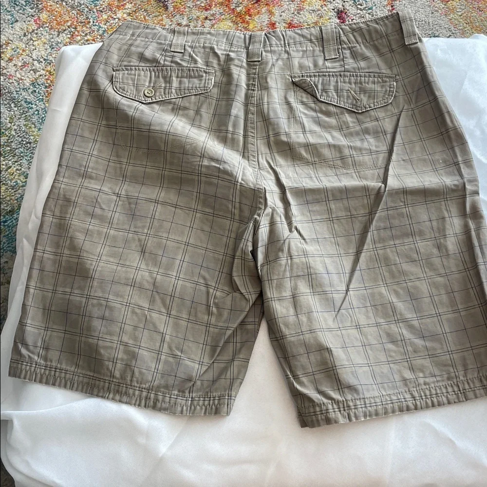 Wrangler Tan Checkered Men's Shorts